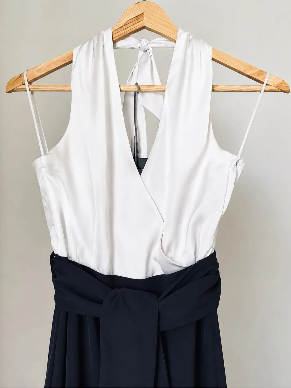 H&M Satin Halter Wide Leg Jumpsuit Black & Ivory Size 4 - Picture 4 of 7